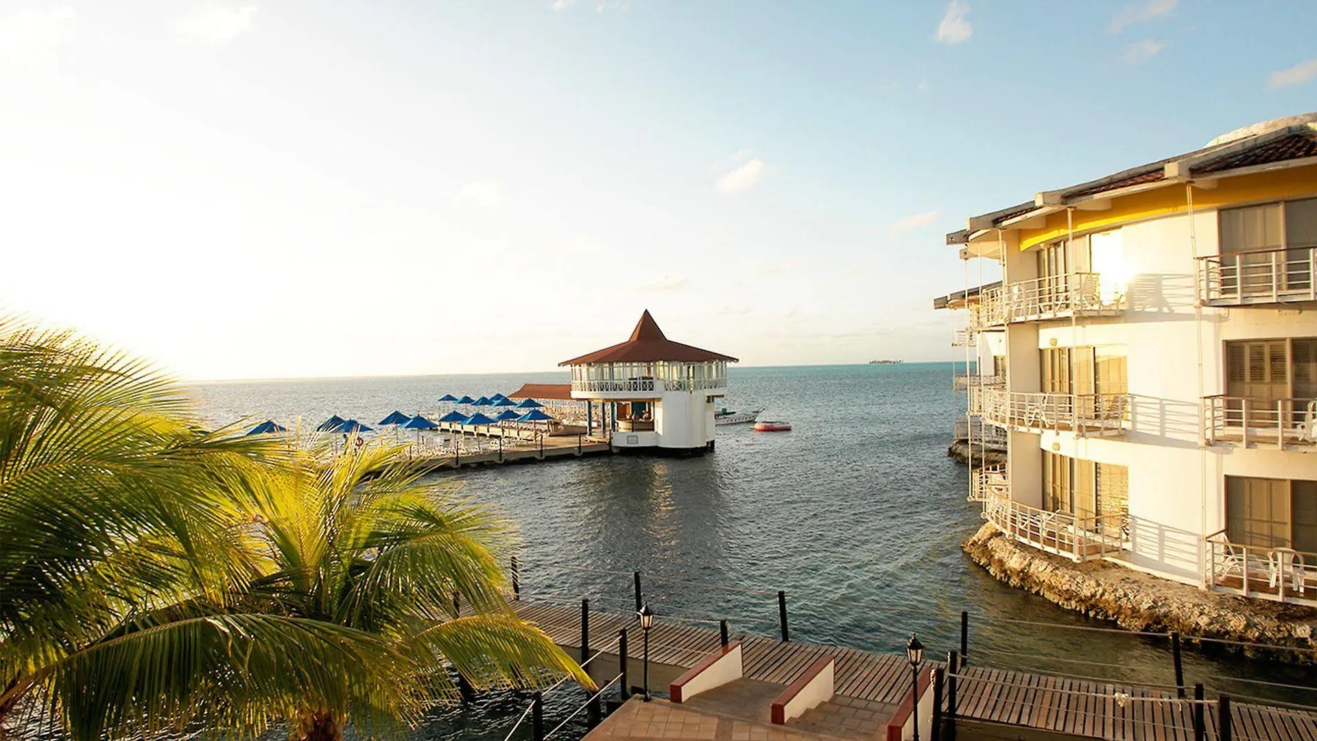 Decameron Aquarium San Andres  Resort